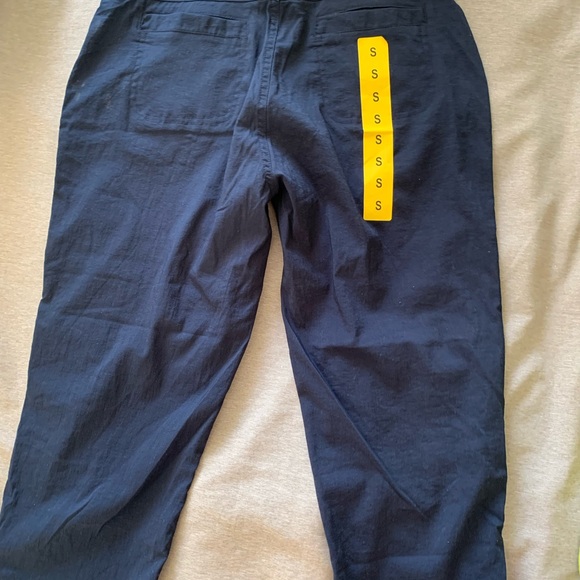 KHOMBU Stretch Ladies Navy Blue Capri Pants Small NWT - Picture 5 of 13